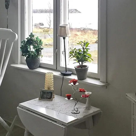 8 Person Holiday Home In Senjahopen *